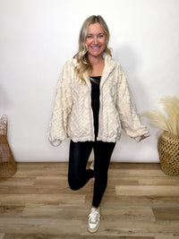 Cream Fleece Cable Knit Pattern Zip-Up Jacket