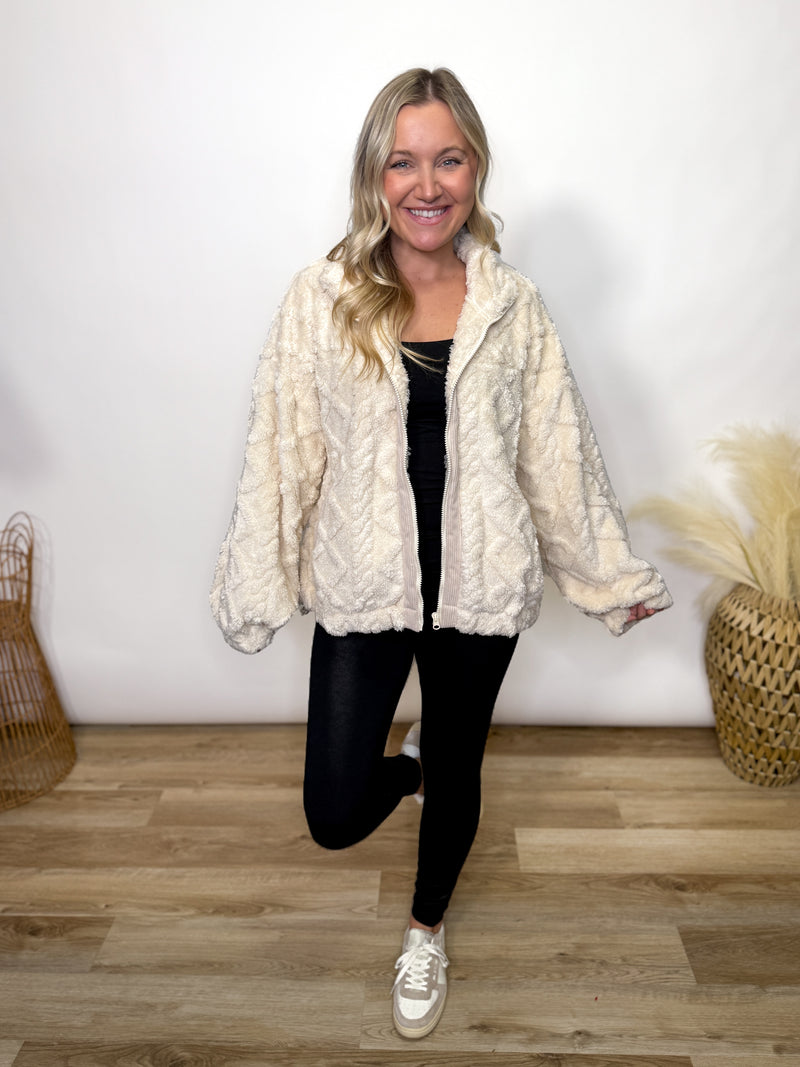 Cream Fleece Cable Knit Pattern Zip-Up Jacket