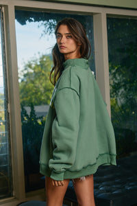 **PRE-ORDER** Dilly Dally Reversible Mock Neck Sweatshirt in Green
