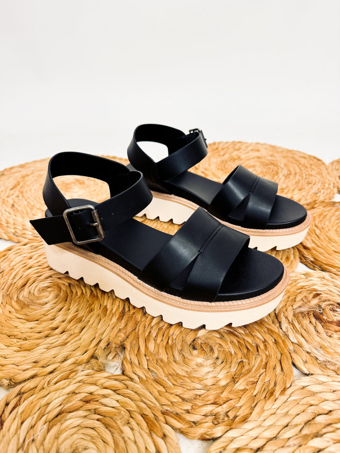 Black MIA Jovie Platform Sandals