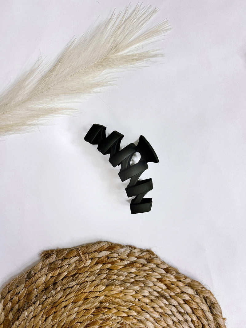 Black Zig Zag Hair Claw Clip Approximately 4" L