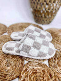 Plush Checker Print Slid On Slippers in Taupe ComfyLuxe Us Women’s Sizes: S/M (6-8), M/L (8-10) 100% Polyester Rubber Sole