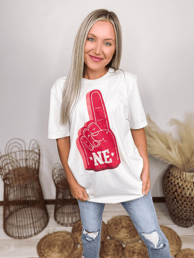 NE Red Foam Finger Vintage White Graphic T-Shirt Loose Oversized Fit 100% Cotton