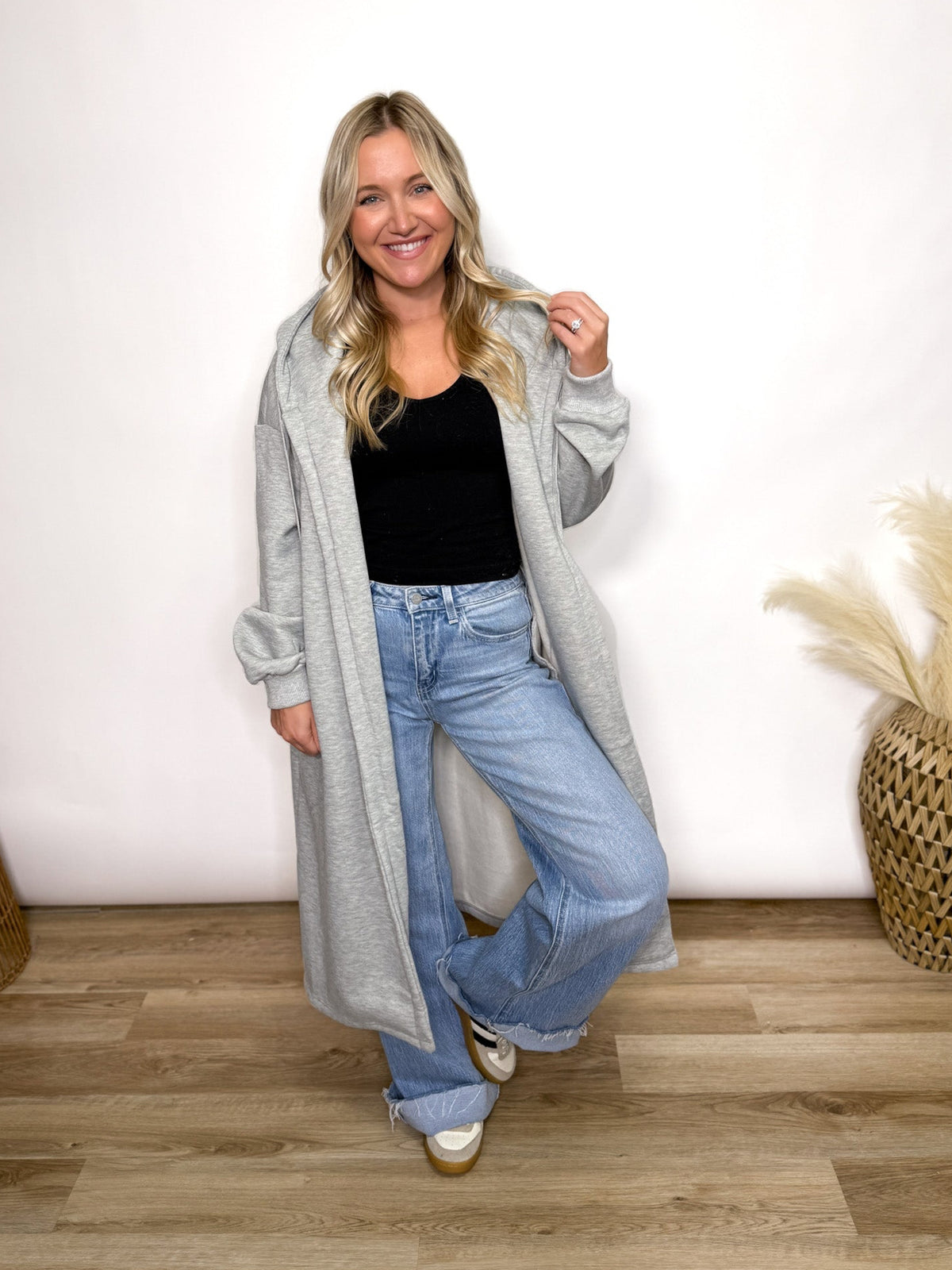 Grey fleece lined oversized hoodie cardigan with drawstring hood and pockets for women