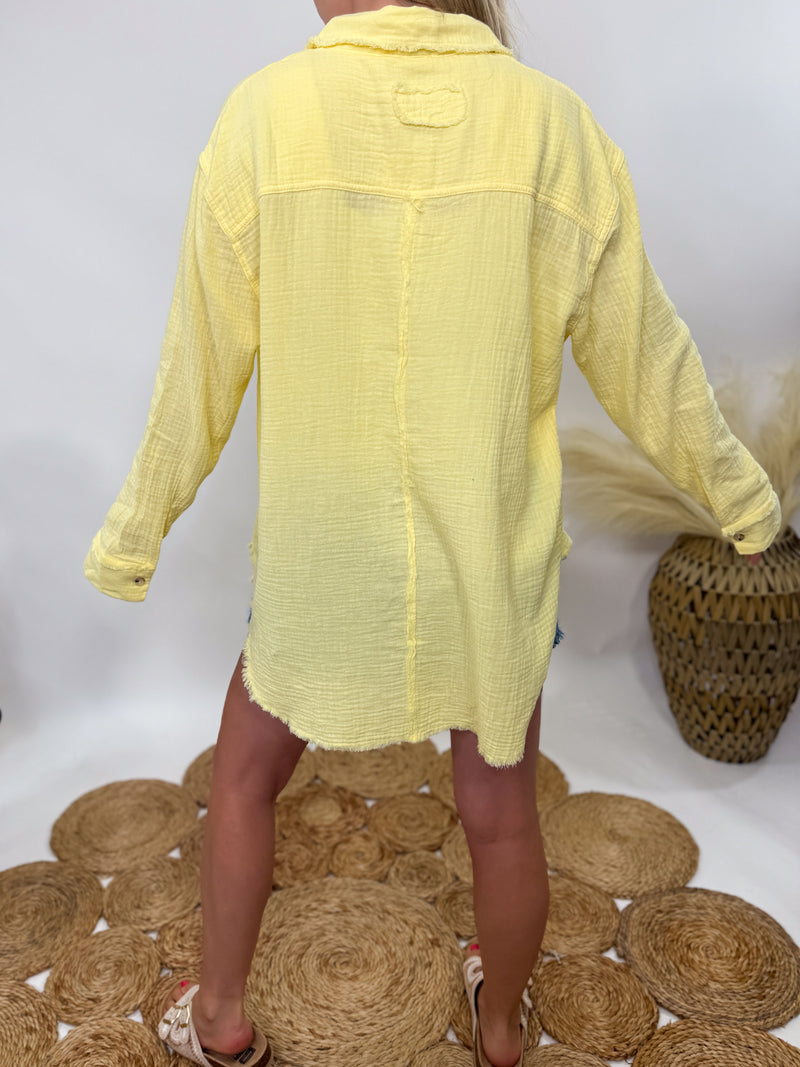 Butter Yellow Lightweight Long Sleeve Button Up Large Butter Yellow Lightweight Long Sleeve Button Up Large