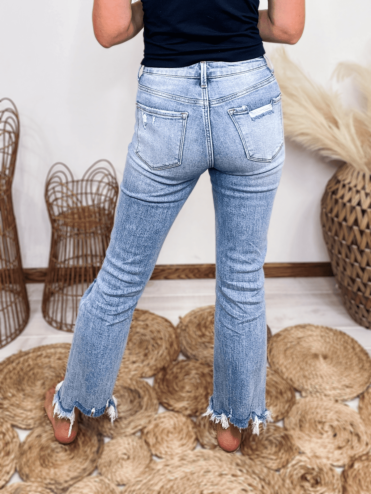 Cropped Flare Comfort Stretch Distressed Jeans – Bmaes Boutique