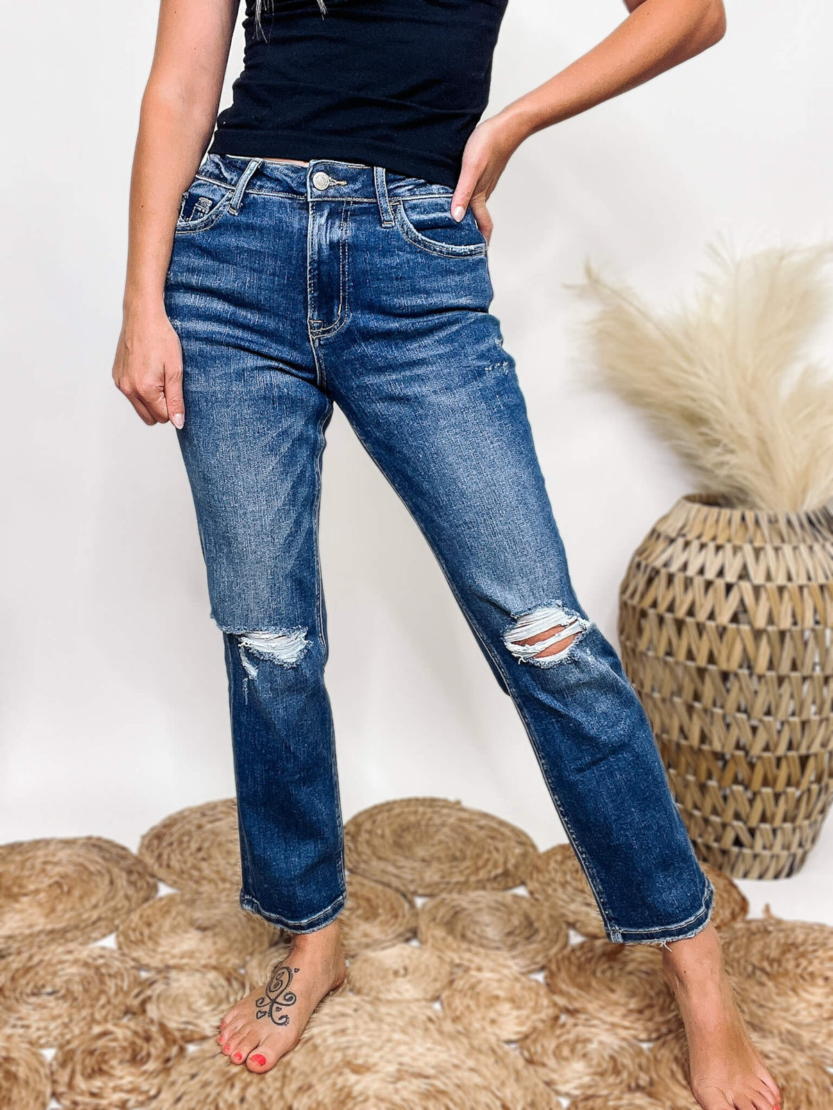 High Rise Dark Wash Crop Straight Jeans – Bmaes Boutique
