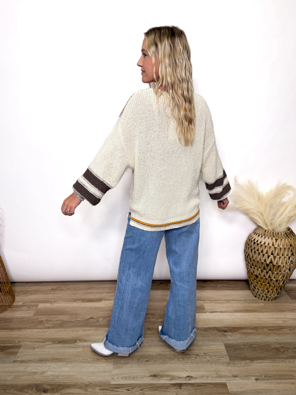 oatmeal mixed color sweater by Easel