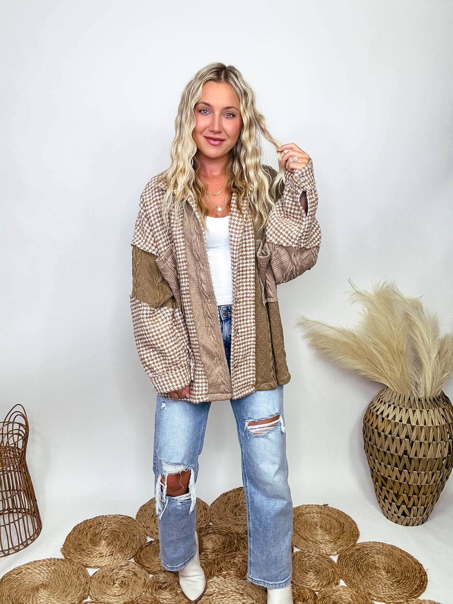 Mocha 3 outfit deals