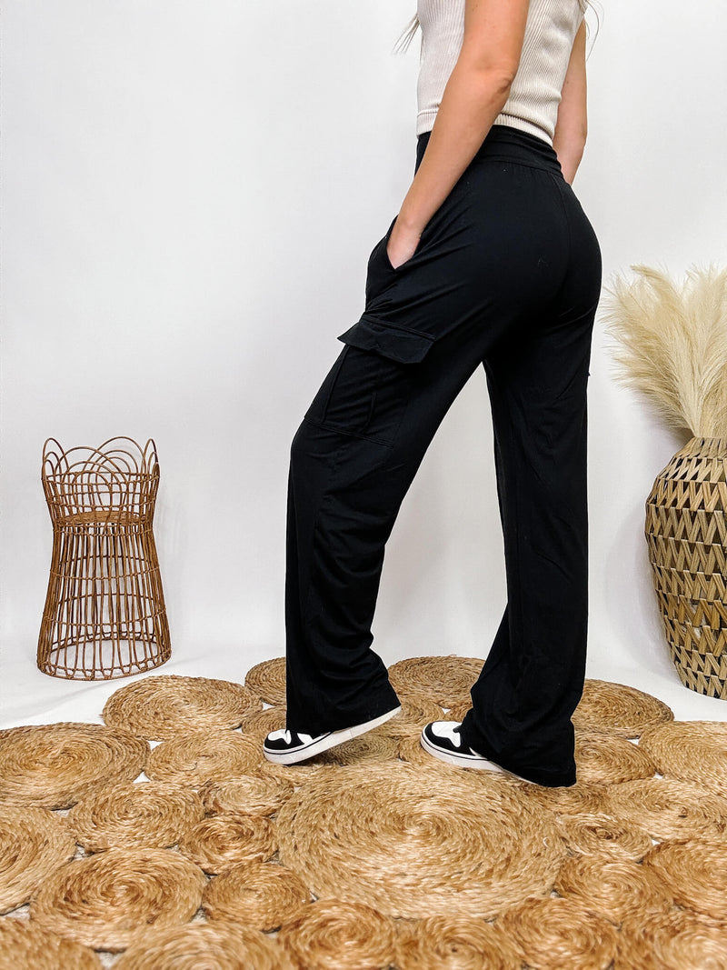 Rae Mode Black Straight Relaxed Leg Cargo Pants Buttery Soft Stretchy Two Side Pockets Two Cargo Pockets True to Size 84% Poly Microfiber, 16% Spandex