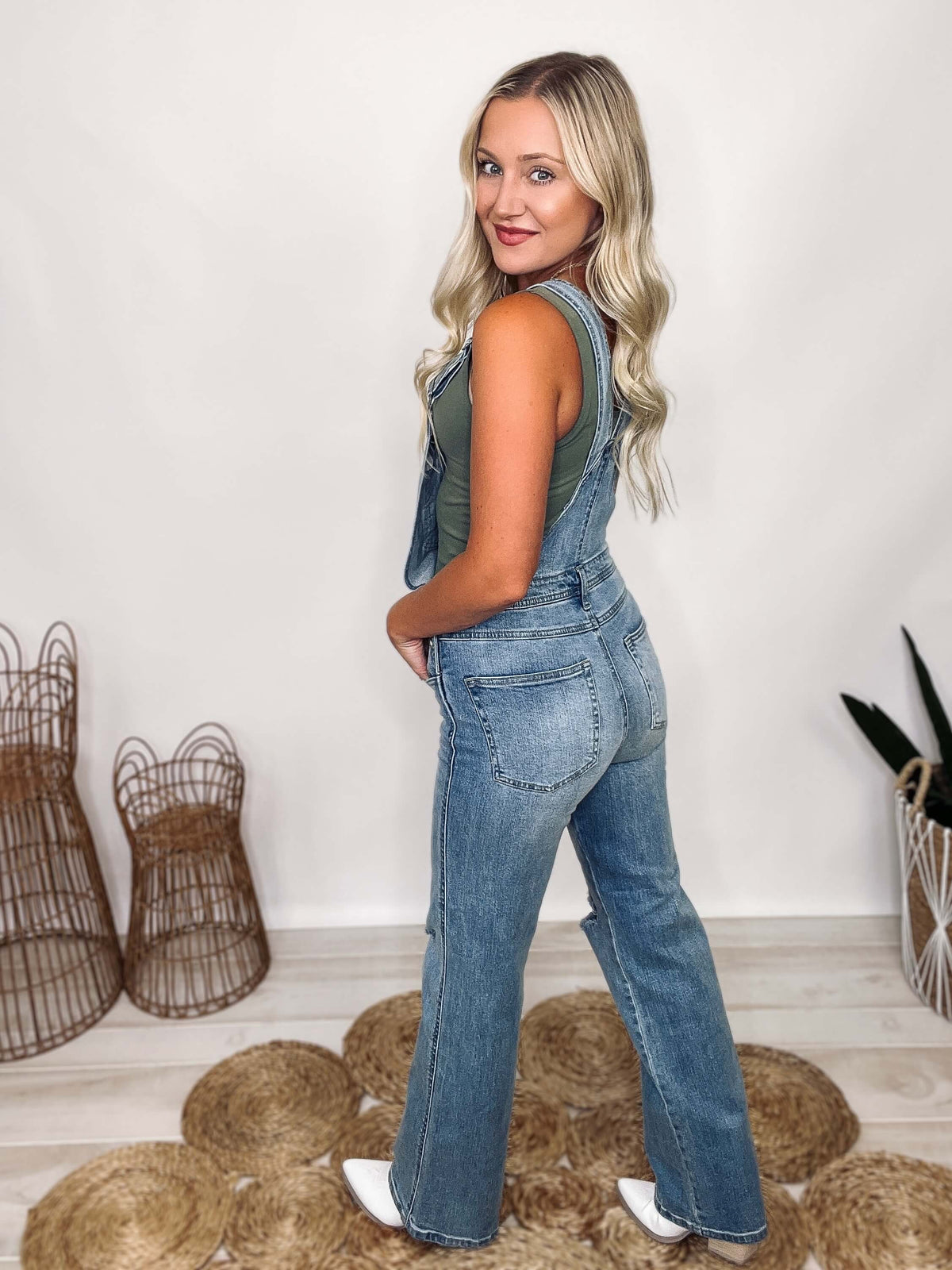 Distressed Stretchy Distressed Straight Leg Overalls