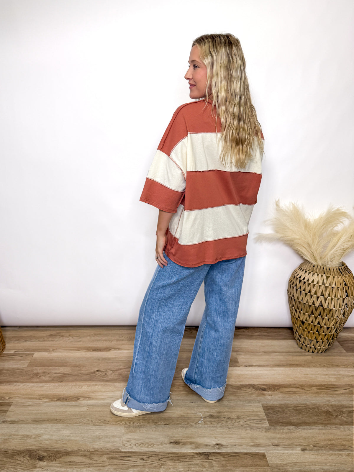 Terracotta and cream color block oversized t-shirt with short sleeves and exposed seams