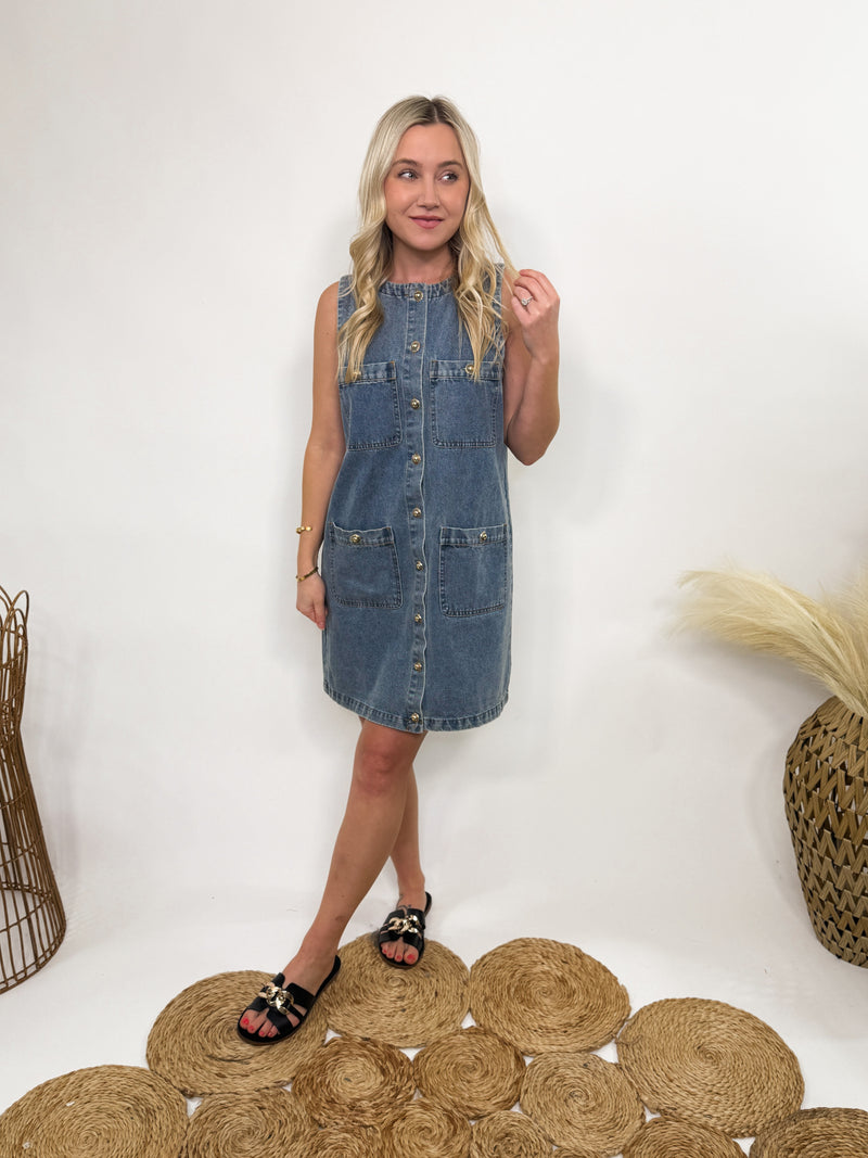Entro Chic Button-Down Denim Pocket Dress | Sleeveless Spring Mini Bmaes Boutique Entro Chic Button-Down Denim Pocket Dress | Sleeveless Spring Mini Bmaes Boutique