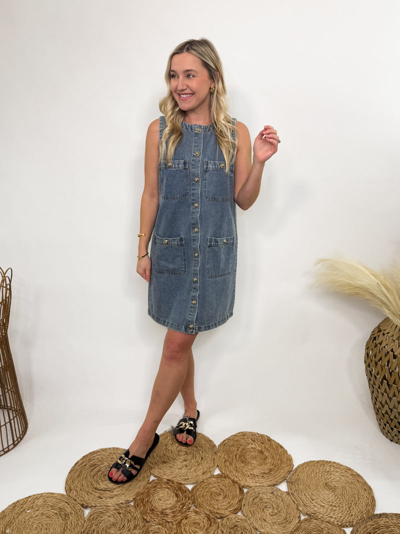 Entro Chic Button-Down Denim Pocket Dress | Sleeveless Spring Mini Bmaes Boutique Entro Chic Button-Down Denim Pocket Dress | Sleeveless Spring Mini Bmaes Boutique