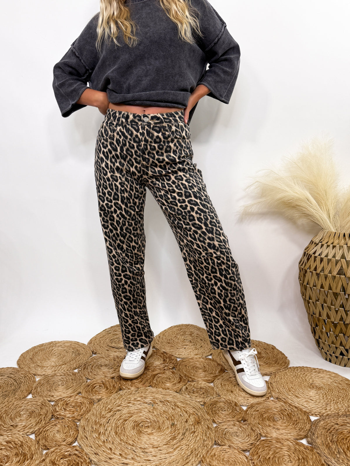 Leopard print barrel jeans by Vervet by Flying Monkey