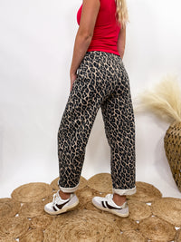 Leopard print barrel jeans by Vervet by Flying Monkey