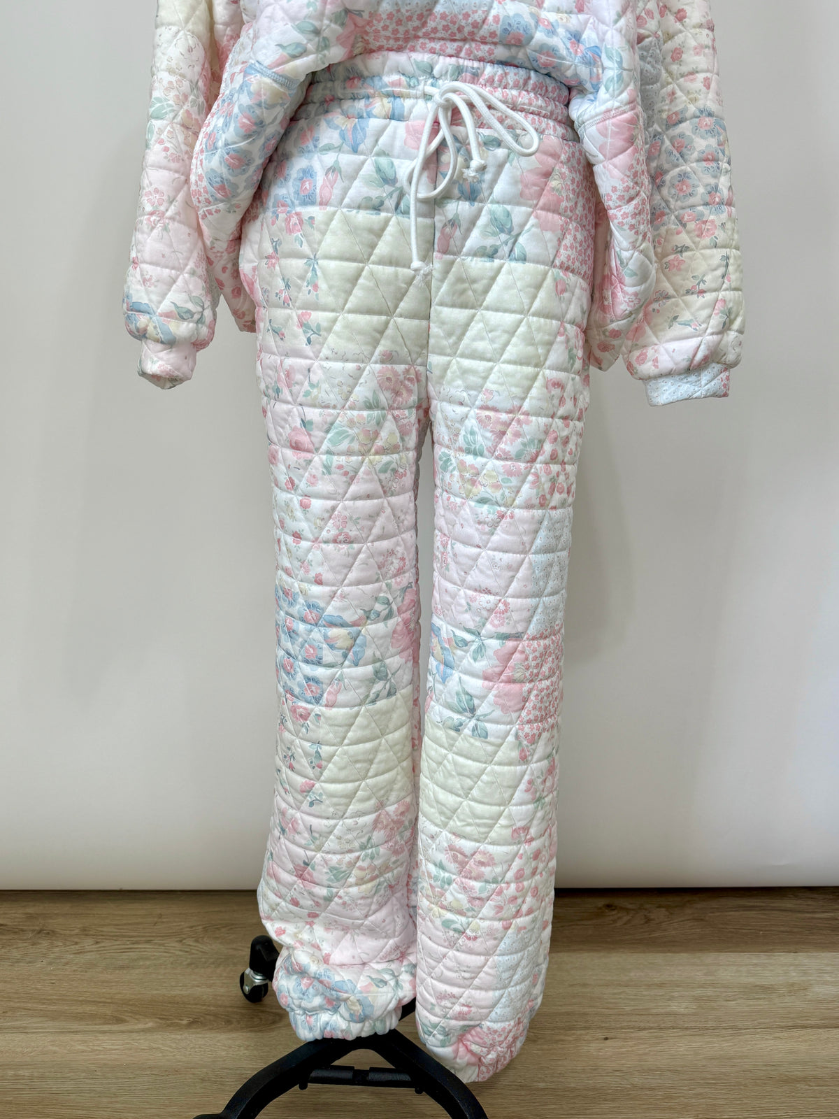 quilted floral patchwork jogger pants with elastic stretchy drawstring waist and side pockets. Part of matching set. Spring lounge set.