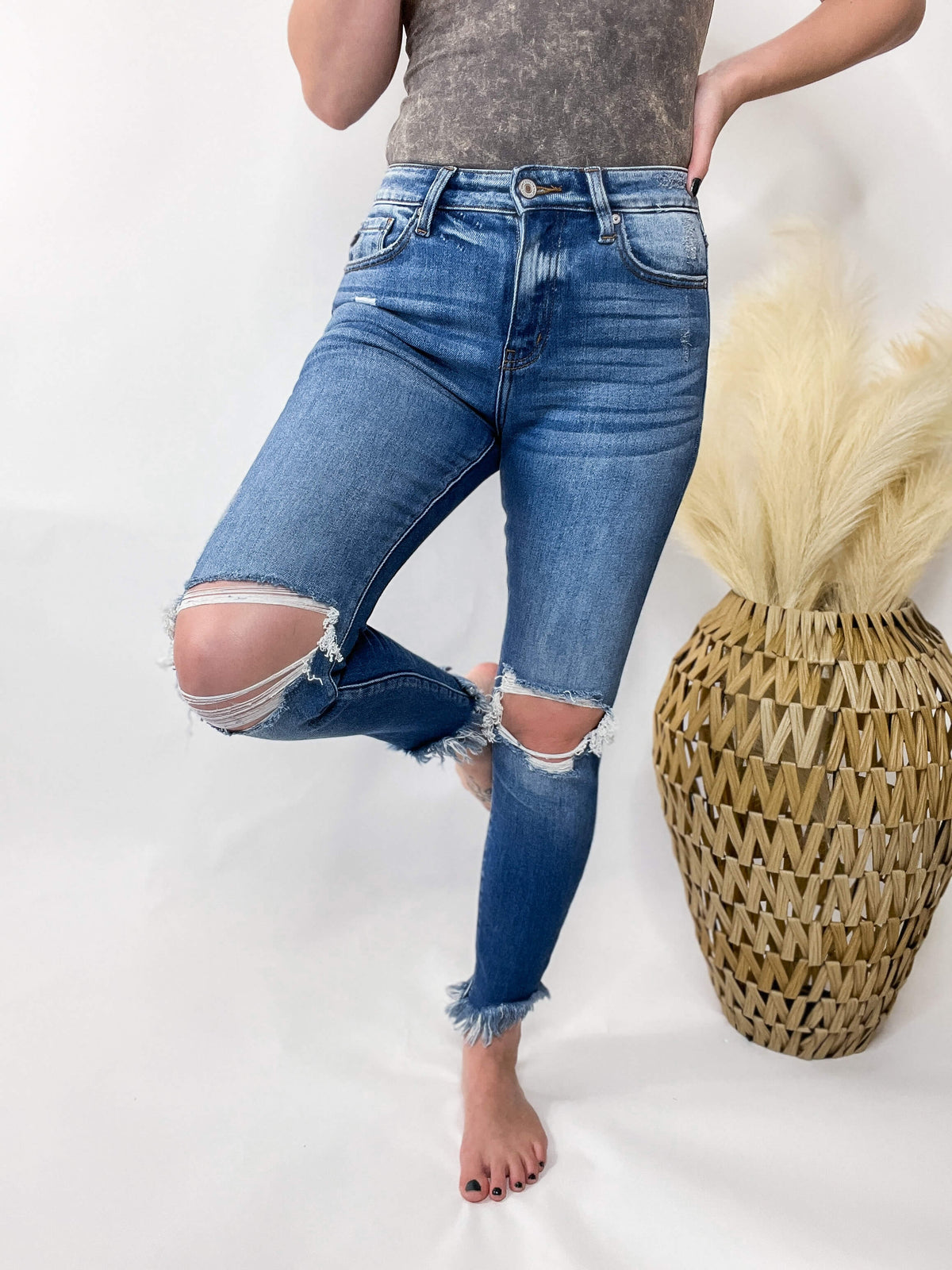 Medium Wash Distressed KanCan Skinny Jeans Frayed Ankles