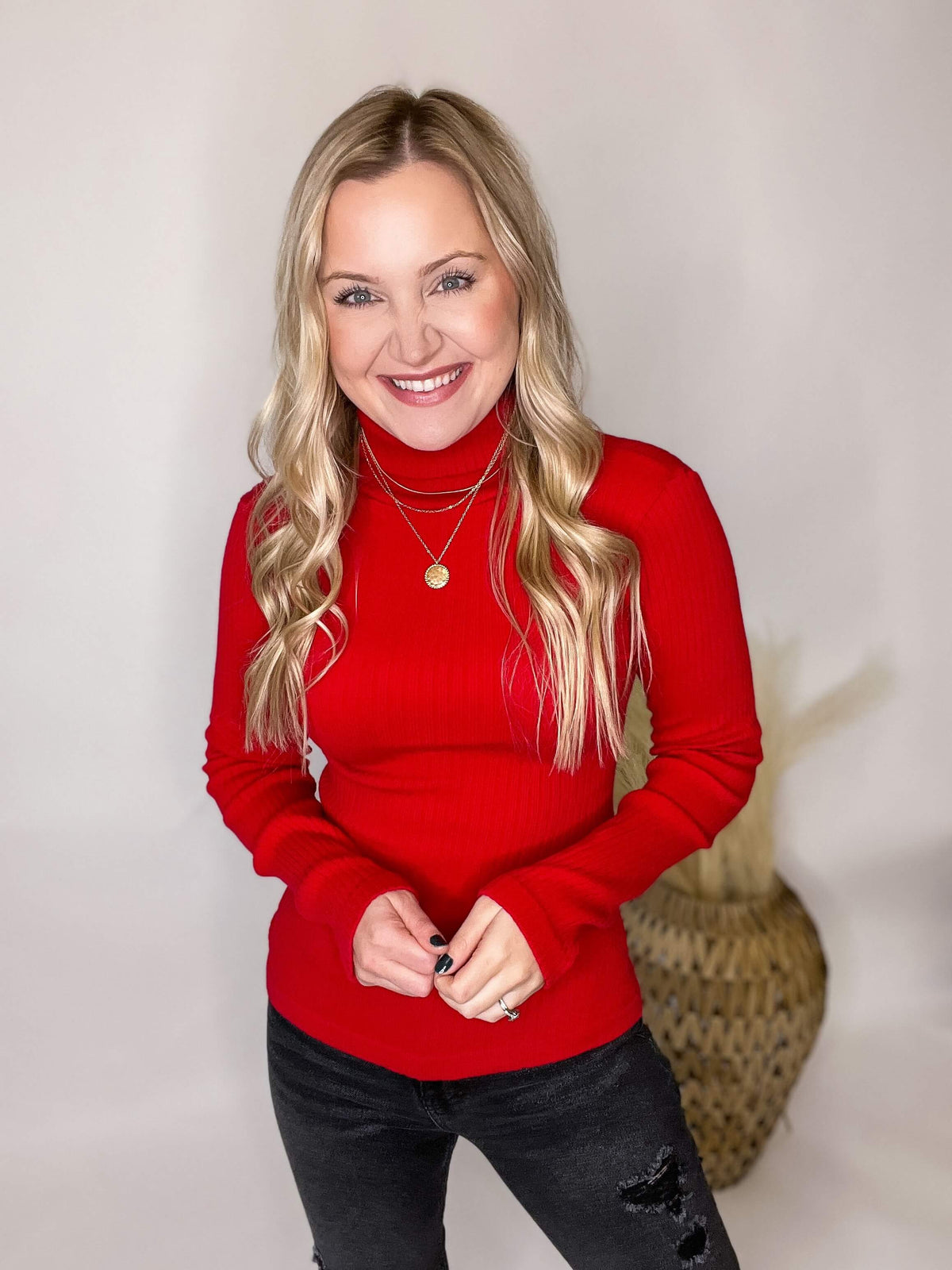 Red Seamless Ribbed Knit Long Sleeve Turtleneck